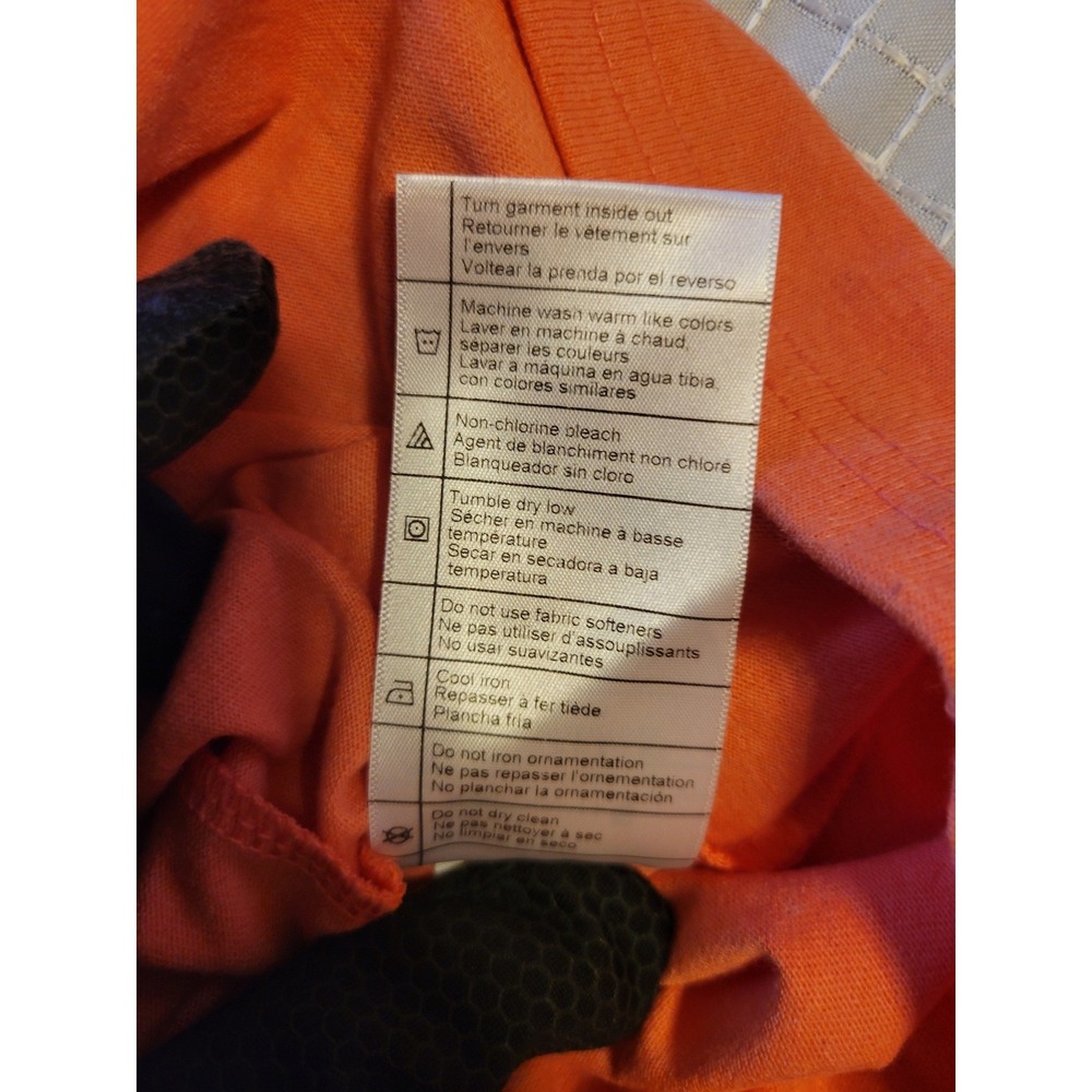 Carhartt Womens 2X Loose Fit Long Sleeve Graphic T-Shirt Coral Orange NWT - Picture 11 of 12